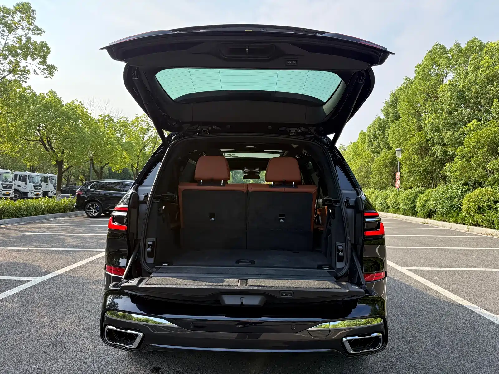 Фото 28 - BMW X7