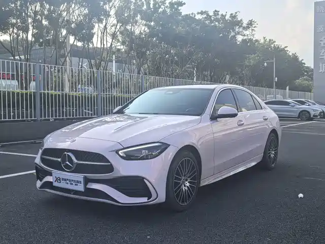 Mercedes-Benz C-Class 2024