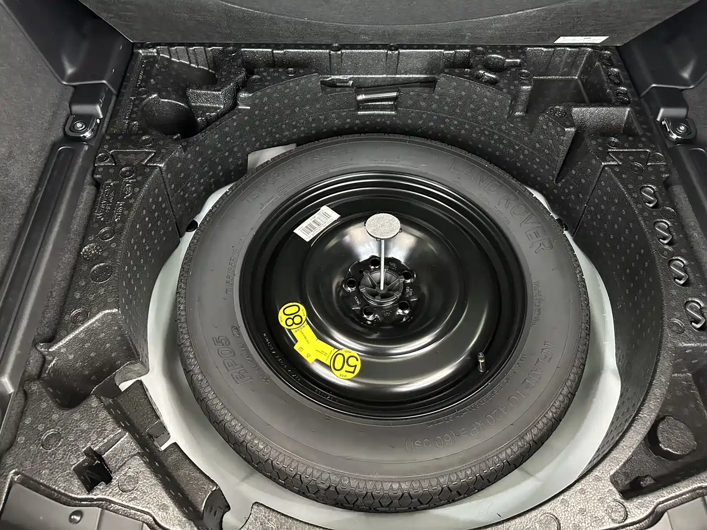 Land Rover Discovery Sport 2024 Luxury Custom Edition фото 38