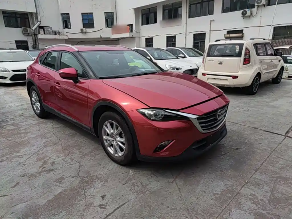 Photo 4 - Mazda CX-4