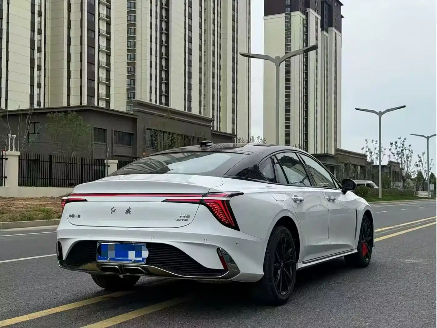 Hongqi H6 2025 Model 2.0T Beauty Edition фото 9