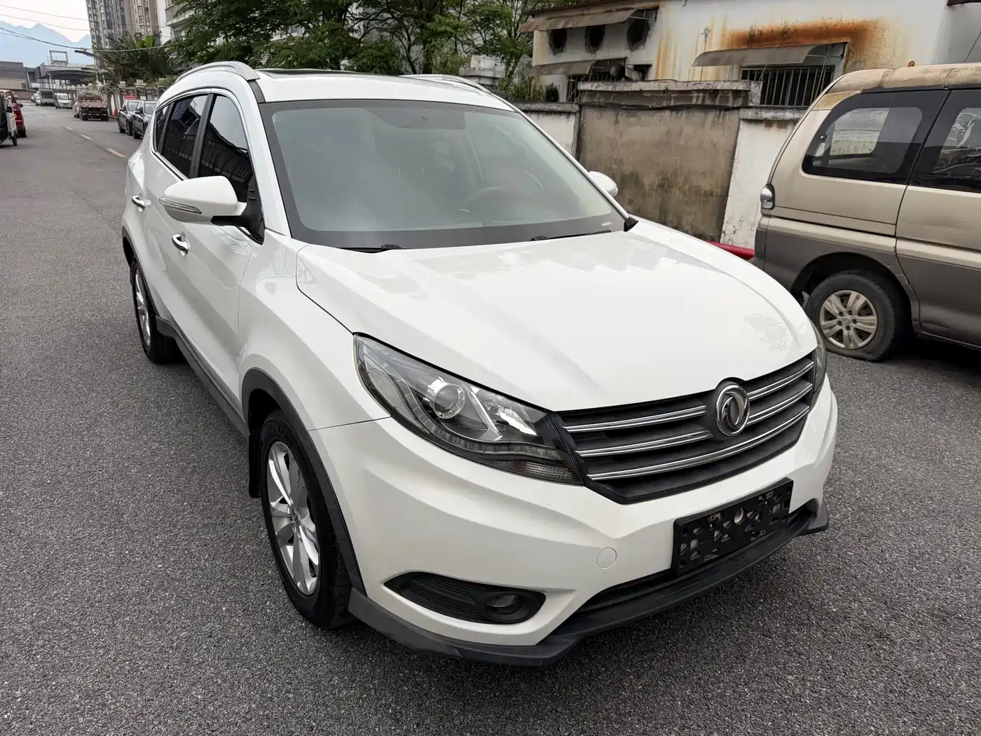 DONGFENG SCENERY 580