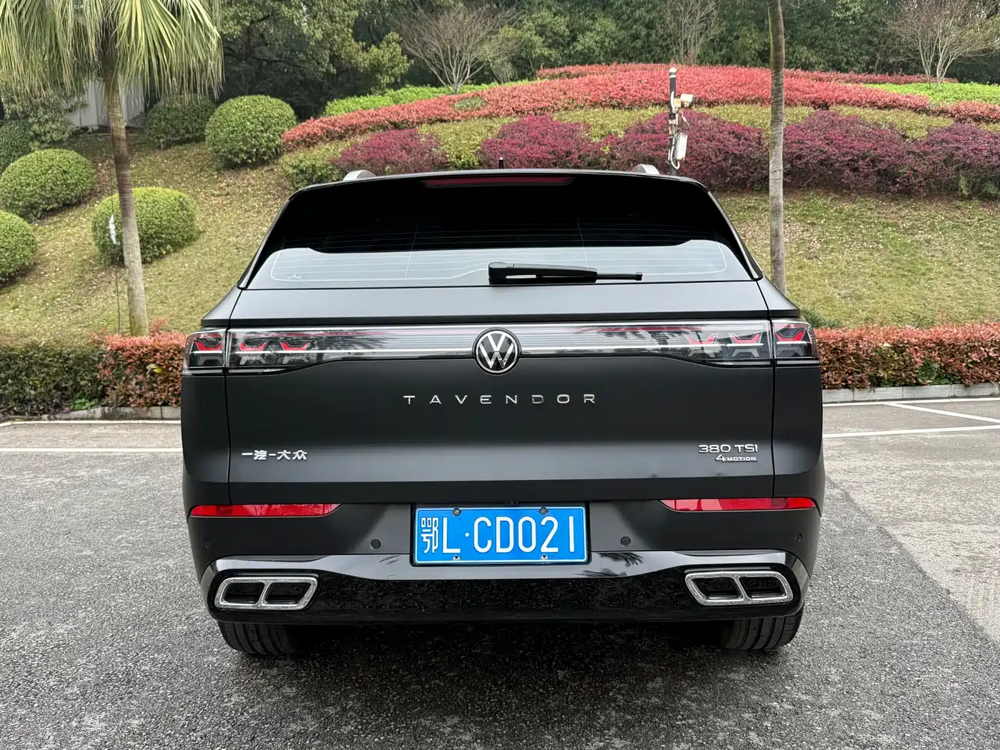 Volkswagen Talagon 2023 380TSI 4WD R-Line Celebration Edition фото 12