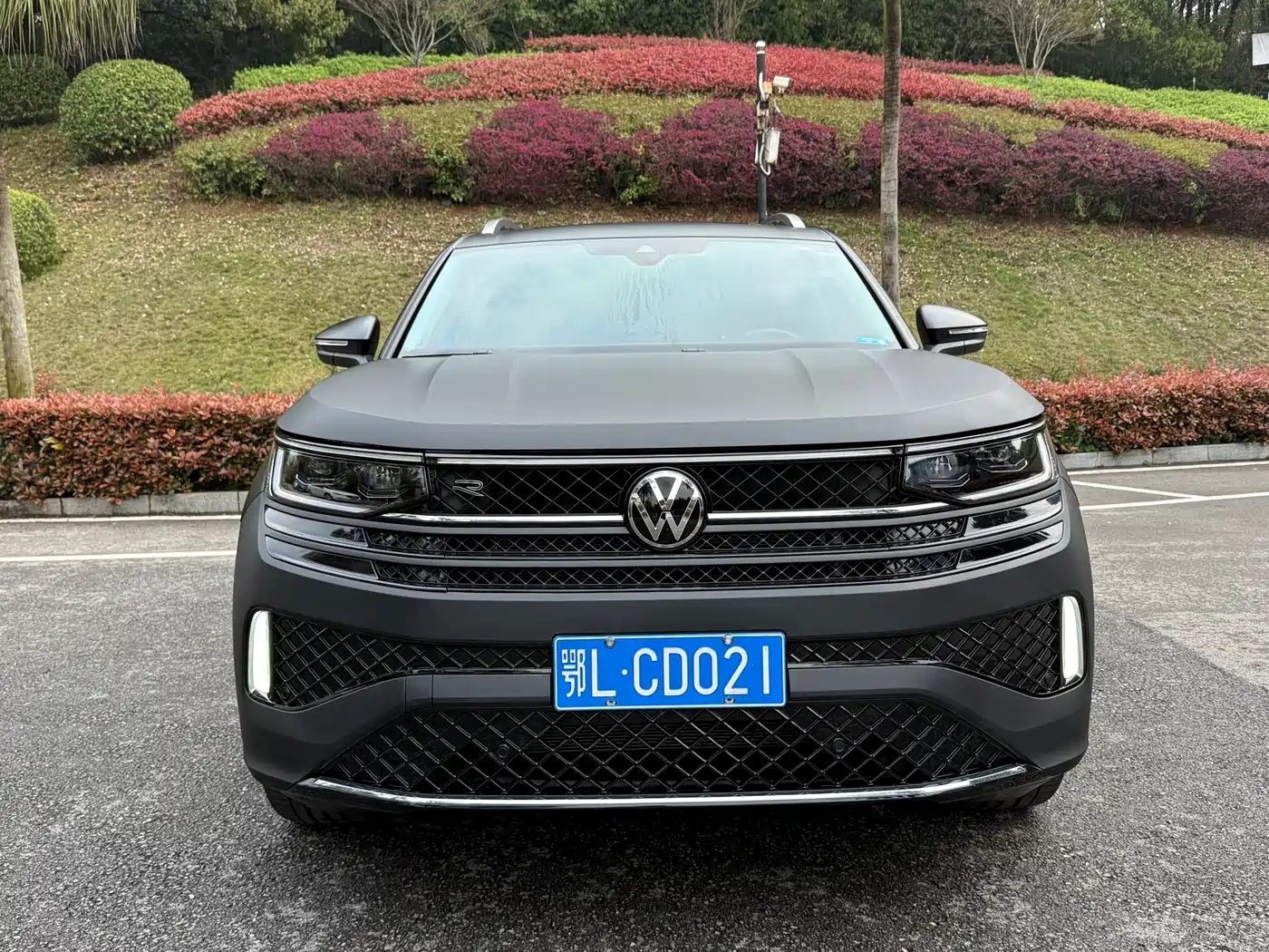 Volkswagen Talagon 2023 380TSI 4WD R-Line Celebration Edition фото 2