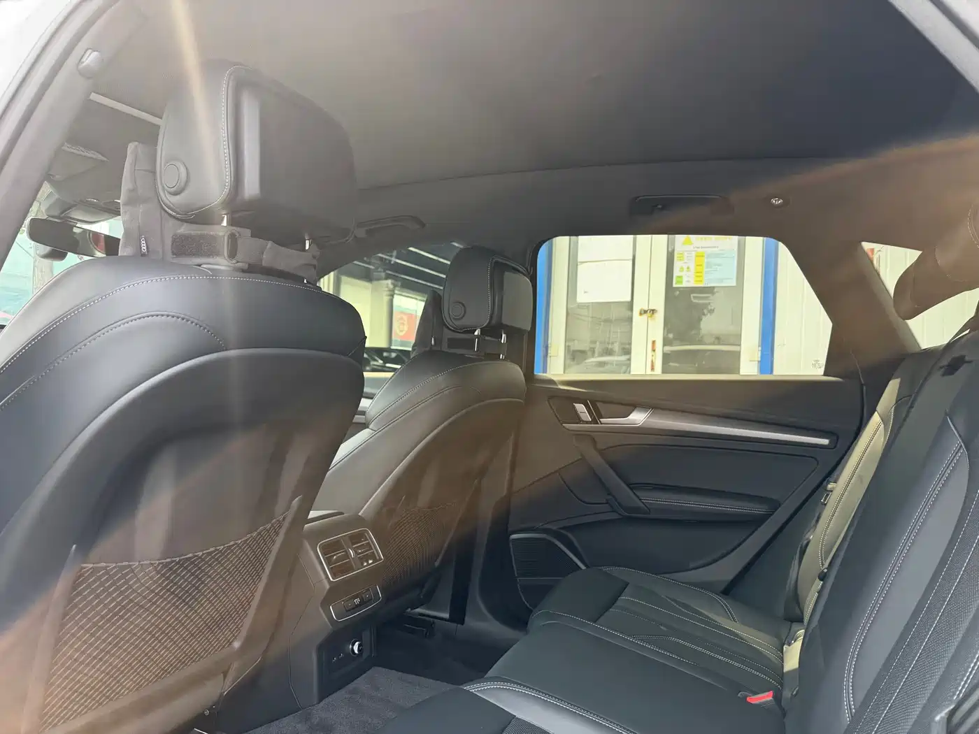 Photo 10 - Audi Q5L