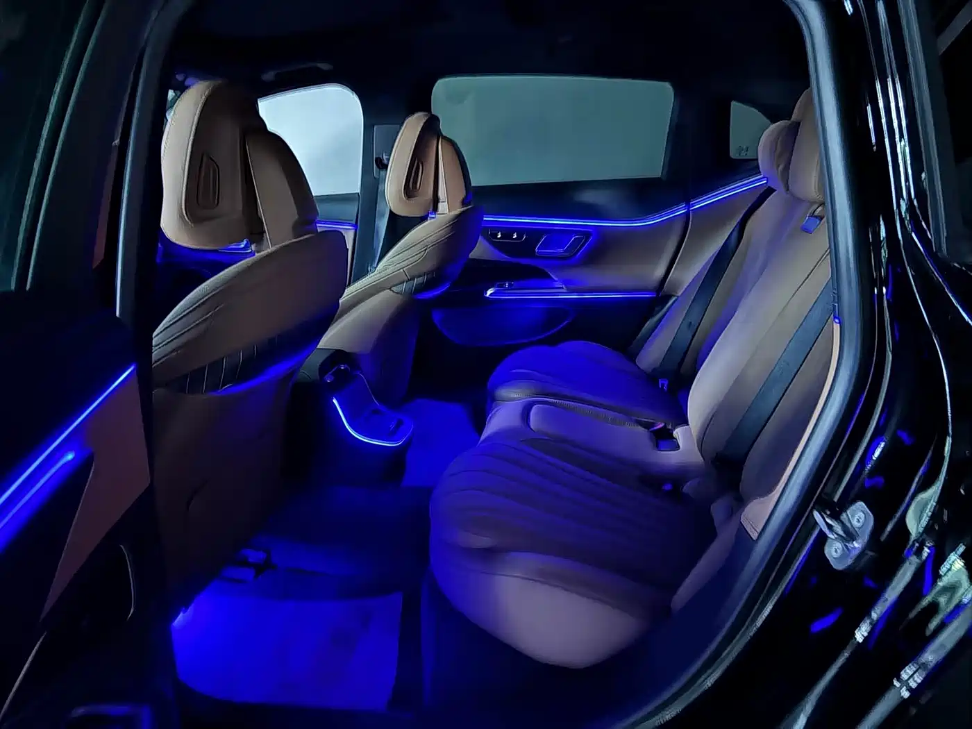 Mercedes-Benz E-Class 2025 E 300 L Fashion фото 16