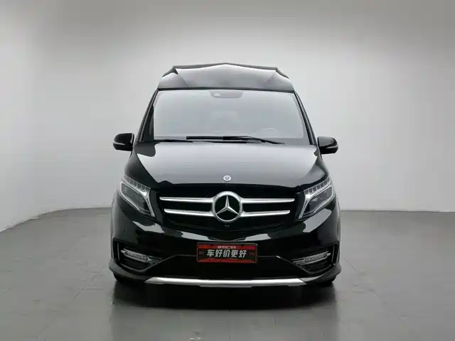 Mercedes-Benz V-Class 2020 V 260 Navigator Edition — фото 2