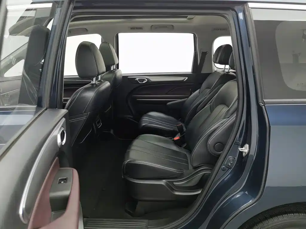GAC Trumpchi M6, миниатюра 15