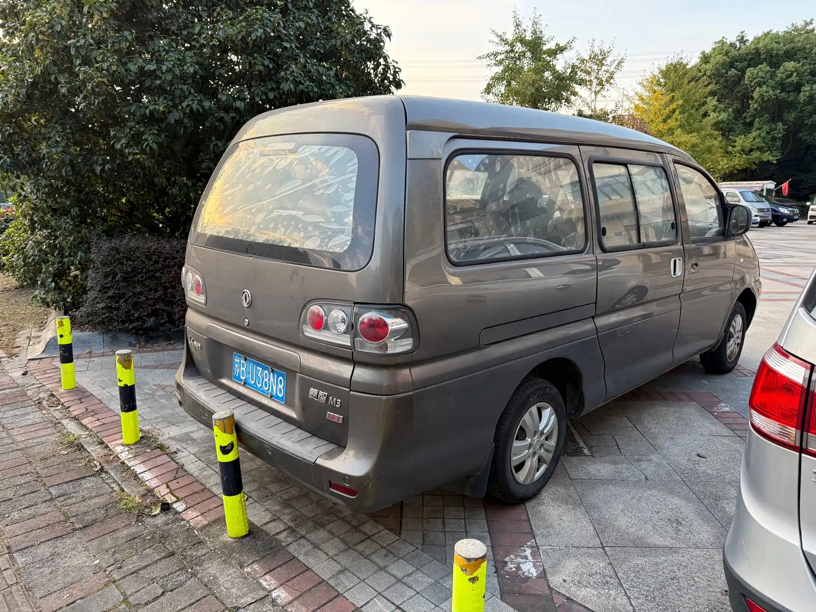 صورة 6 - Dongfeng Fengxing Lingzhi