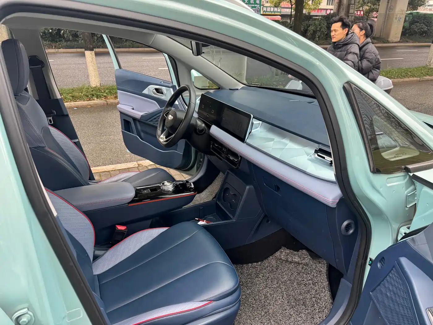 GEELY GEOMETRY E FIREFLY