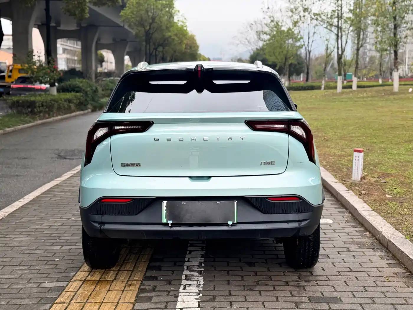 GEELY GEOMETRY E FIREFLY