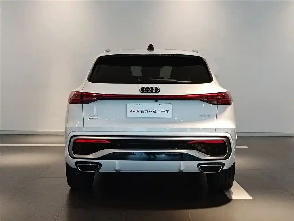 Audi Q5L 2026 Luxury Sport 150kW фото 5