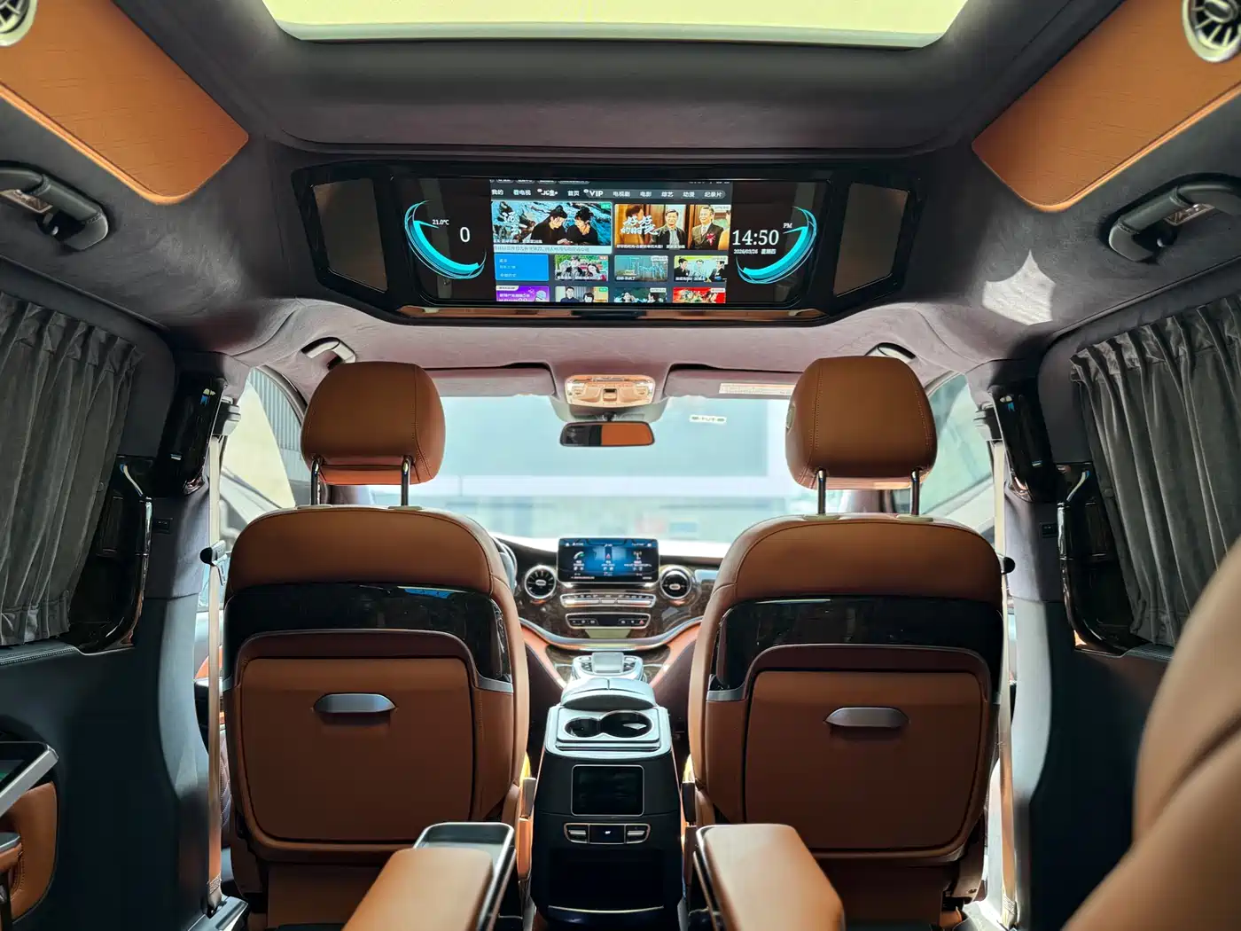 Mercedes-Benz V-Class 2022 V 260 L Long Wheelbase Luxury Edition фото 13