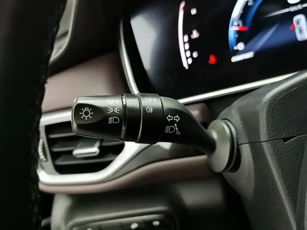GAC Trumpchi M6, миниатюра 21