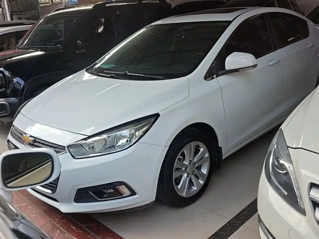 Chevrolet Cruze 2016 1.5L Automatic Luxury Edition фото 2