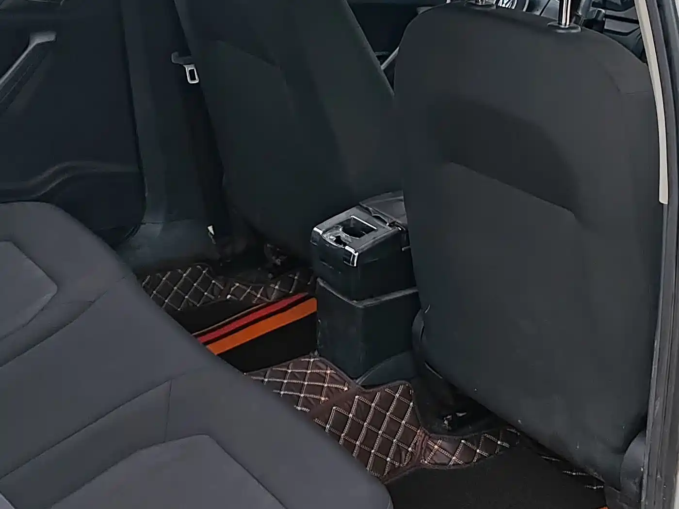 Volkswagen Jetta 2015 Value Edition 1.6L Manual Fashion фото 7
