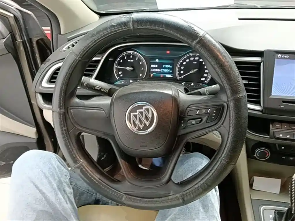Buick Excelle 2015 18T Dual-Clutch Elite фото 11