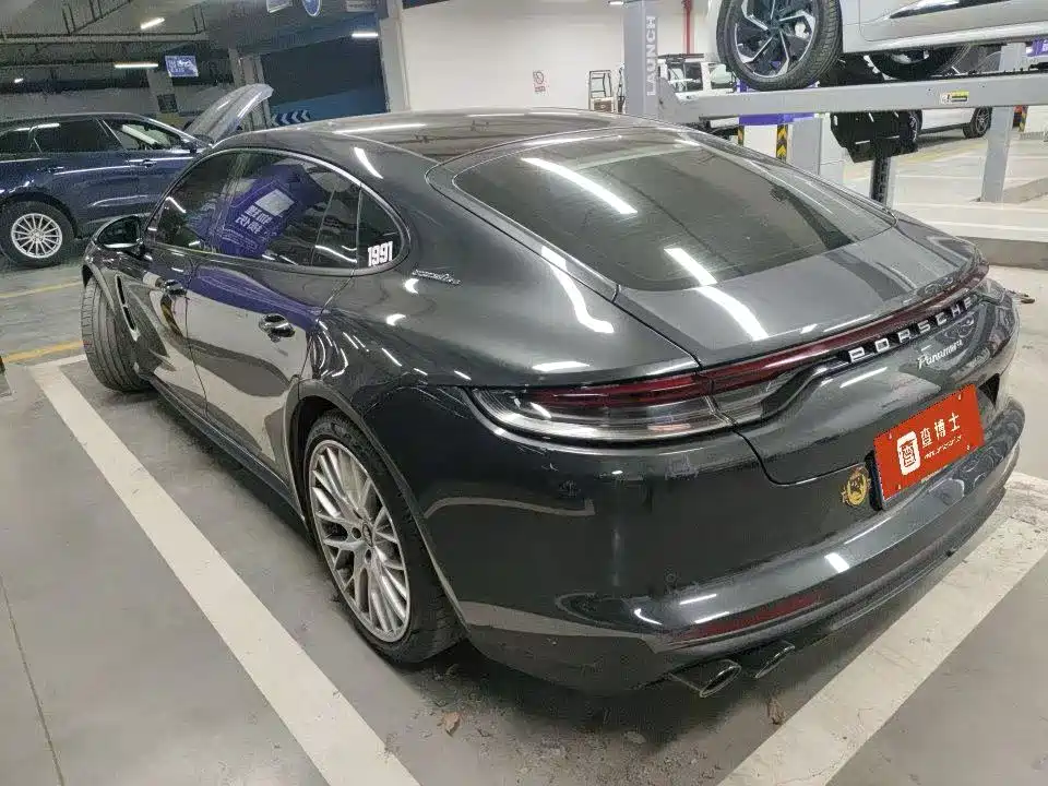 Porsche Panamera 2023 Panamera Executive Long Wheelbase 2.9T фото 3