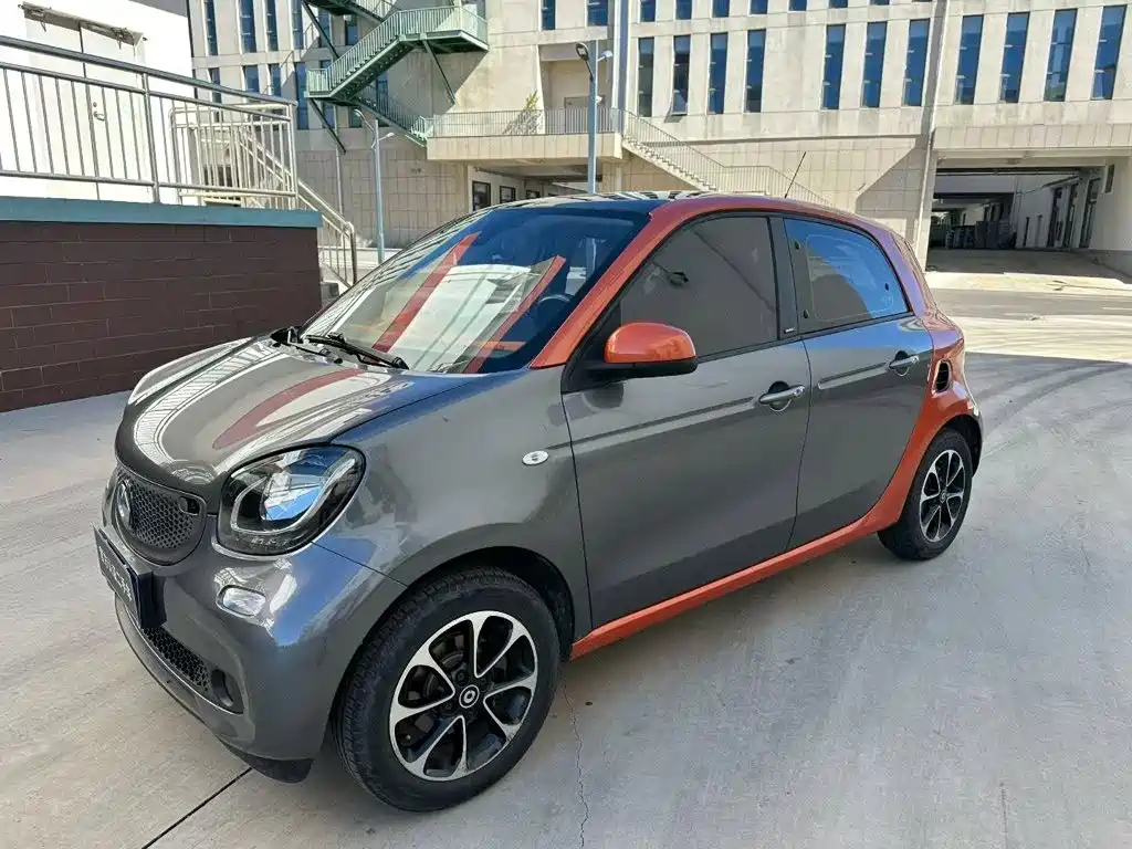 Фото 1 - smart forfour