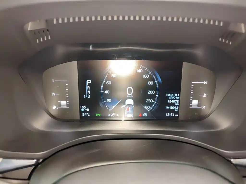 Photo 12 - Volvo XC60
