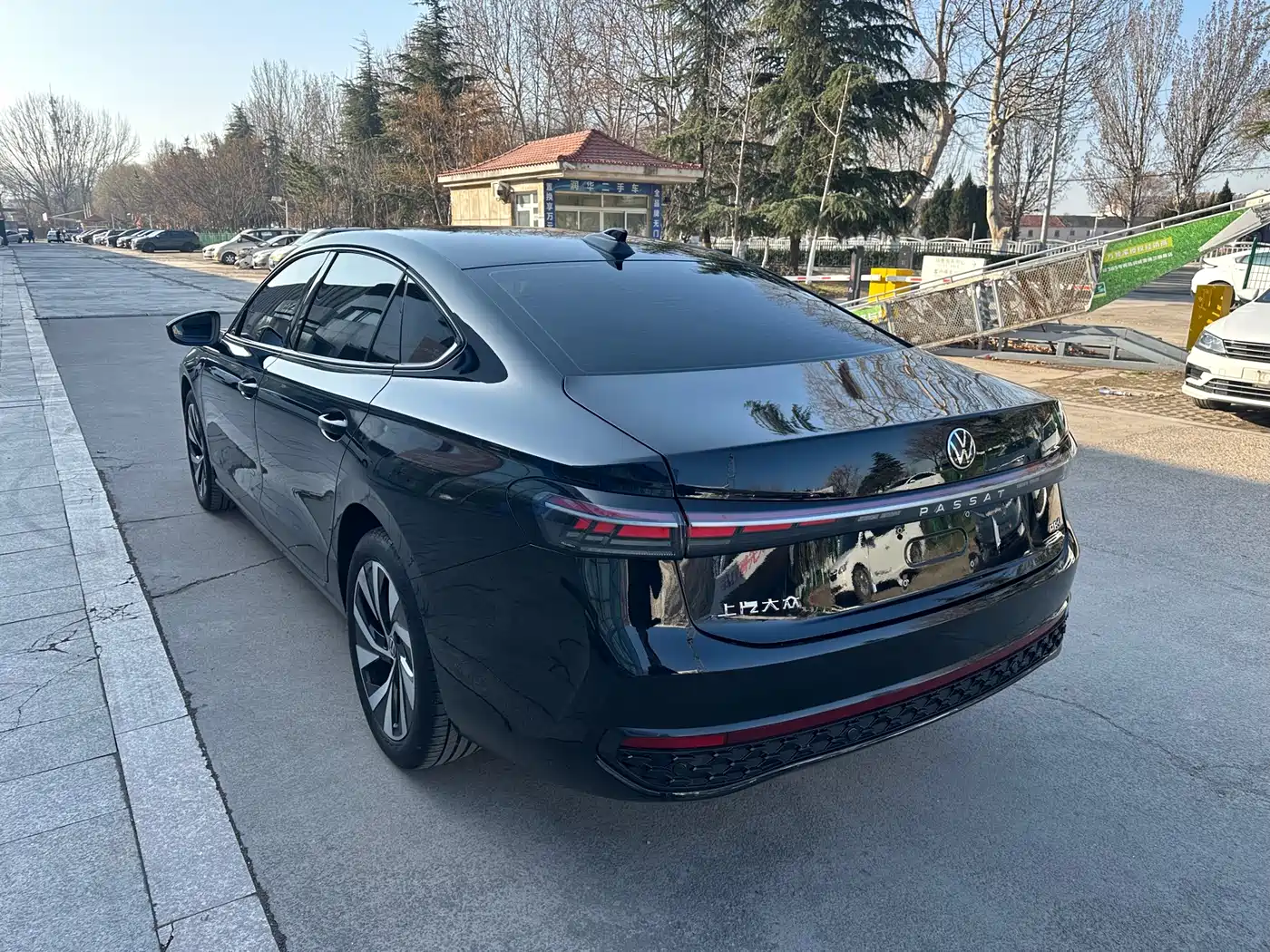 Volkswagen Passat 2025 Pro 380TSI Dragon Glory Edition фото 5