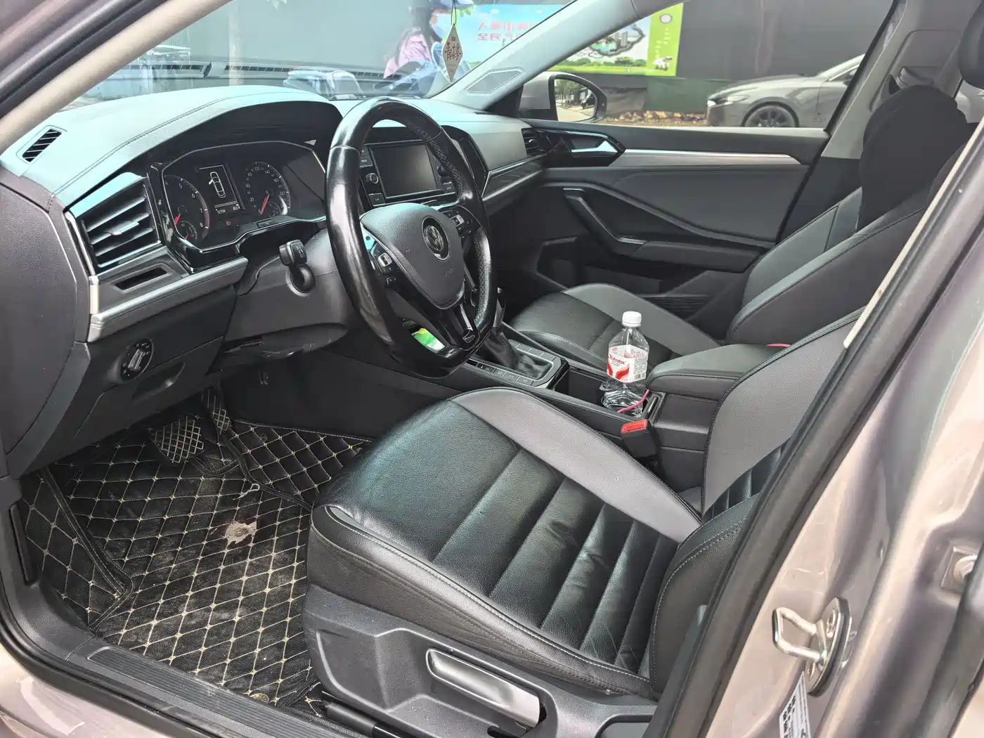Фото 4 - Volkswagen Sagitar