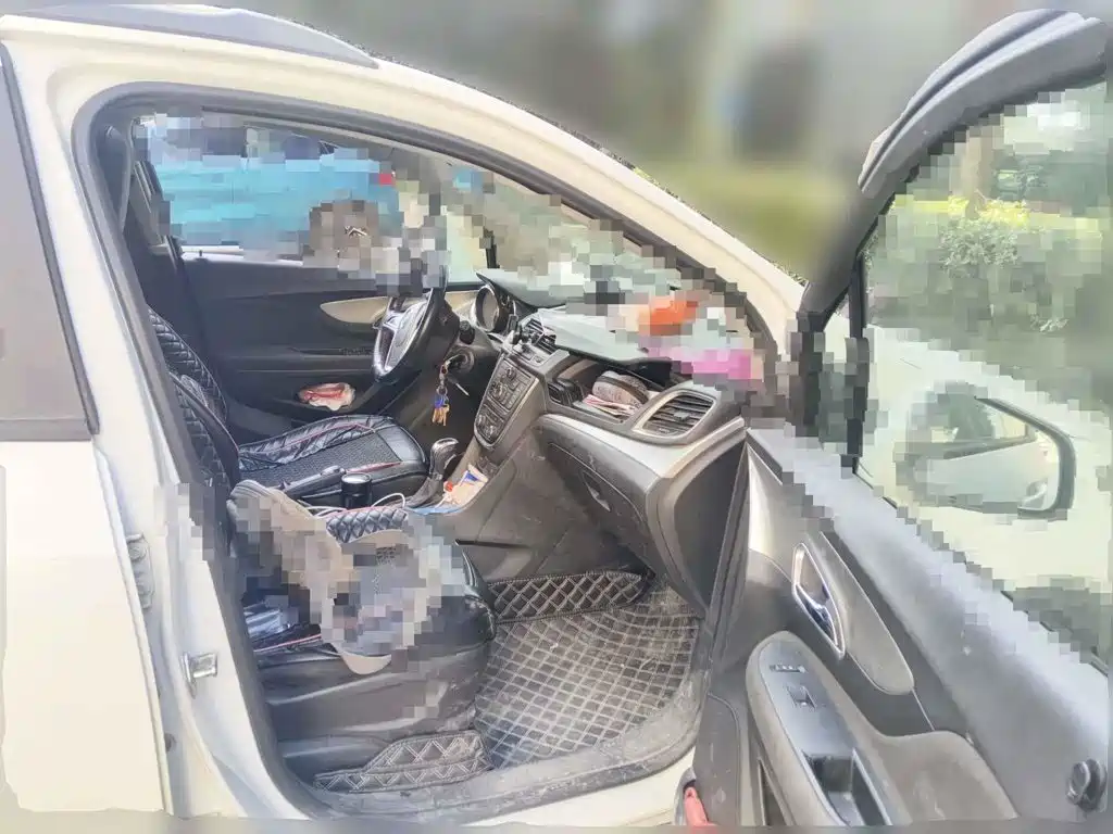 Фото 13 - Buick Encore