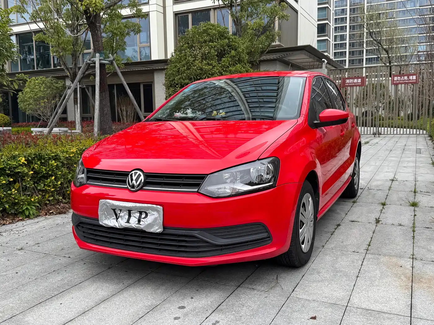 Volkswagen Polo 2018 1.5L Auto Safe Drive фото 2