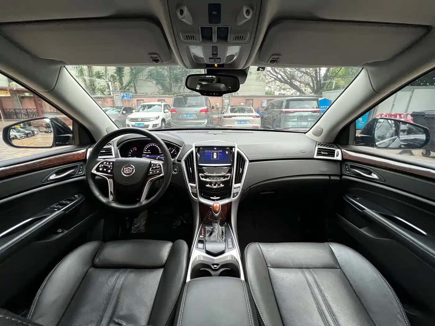 Cadillac SRX 2014 3.6L Flagship Model фото 5