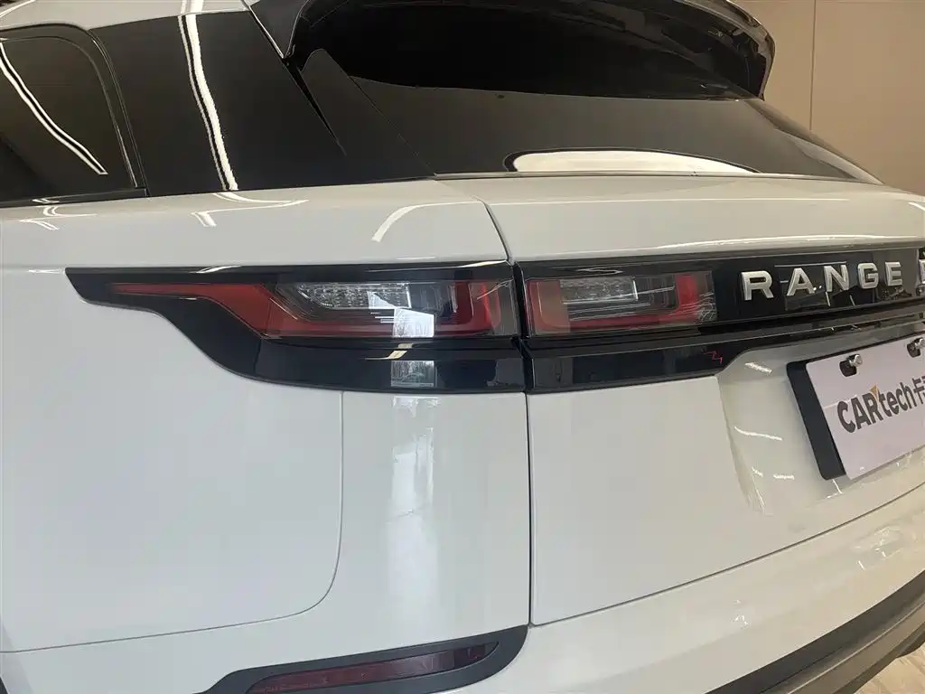 Land Rover Range Rover Velar 2019 250PS фото 10