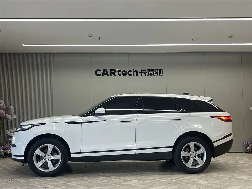 Land Rover Range Rover Velar 2019 250PS фото 8