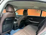 Photo 6 - BMW 3 Series