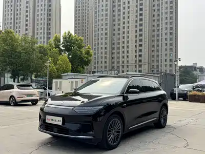 Leapmotor C11