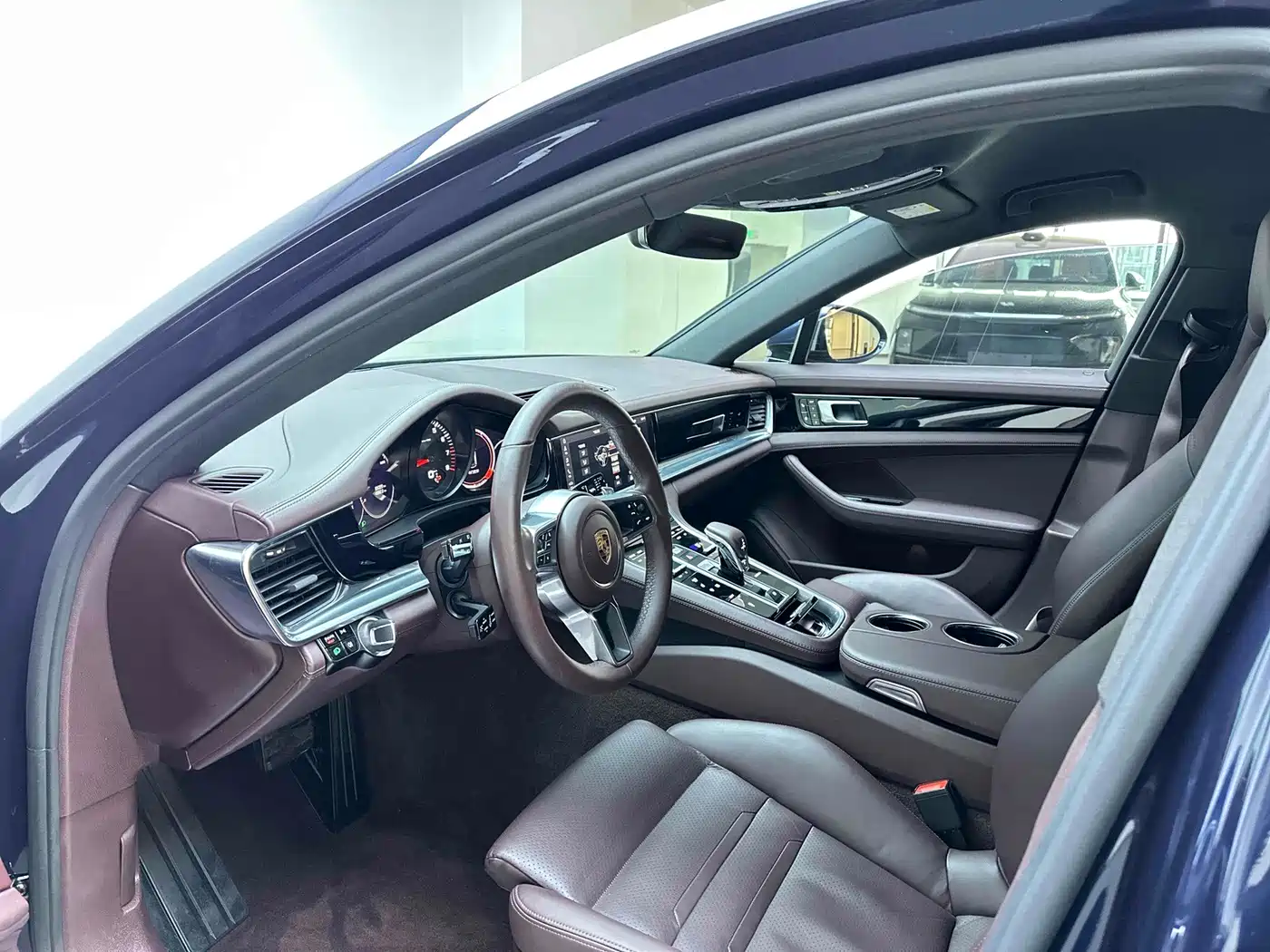 Porsche Panamera 2017 Panamera 3.0T фото 8