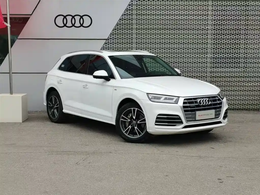 Audi Q5L 2018 40 TFSI Prestige Fashion (China V) фото 3