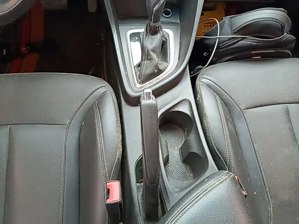 Фото 14 - Buick Excelle