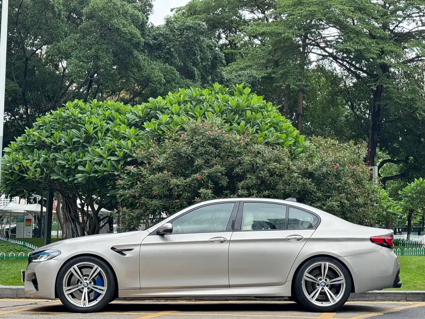 BMW M5 2014 M5 фото 4