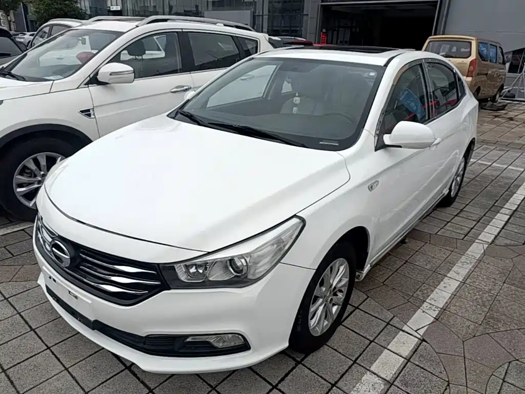 GAC Trumpchi Trumpchi GA3S Vision 2014 2014 1.6L Manual Luxury Edition