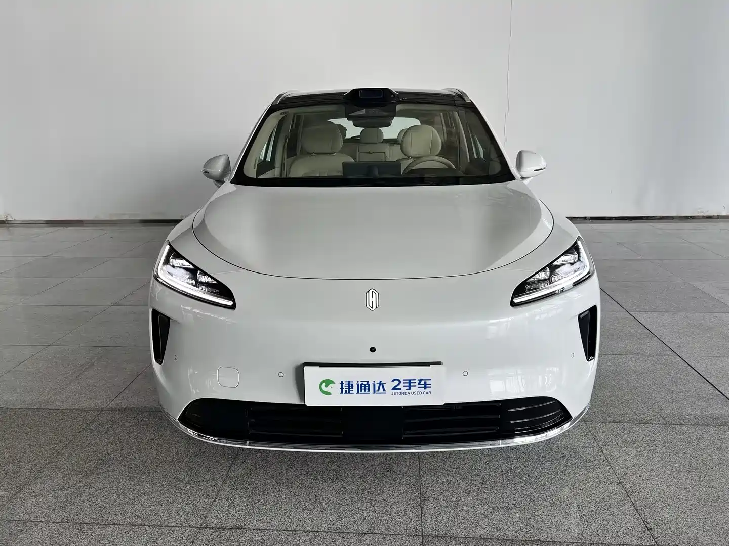Photo 12 - Shangjie SUV
