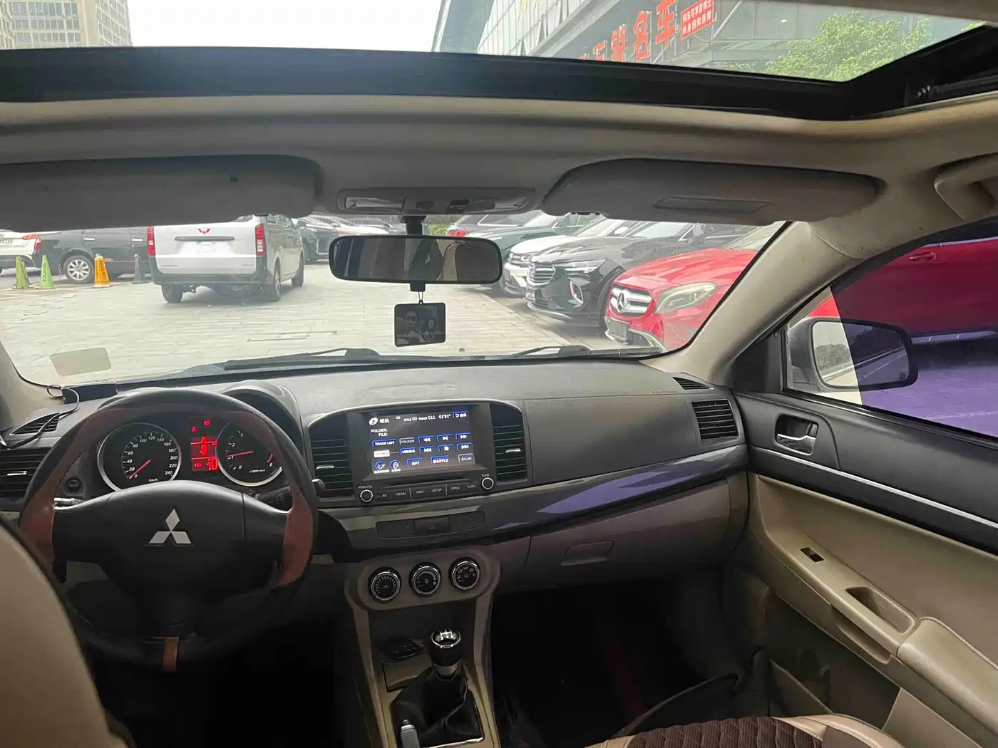 Mitsubishi Lancer EX 2012 New Year Edition 1.8L Manual Comfort фото 6