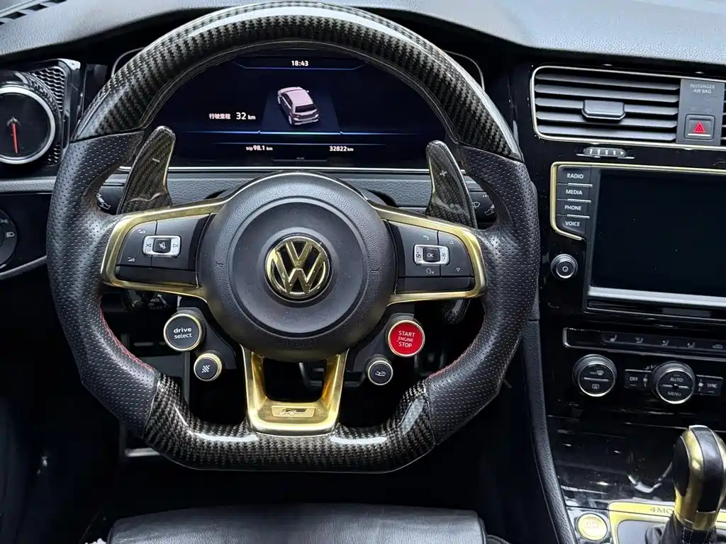 Volkswagen Golf (Import) 2015 2.0TSI R фото 8