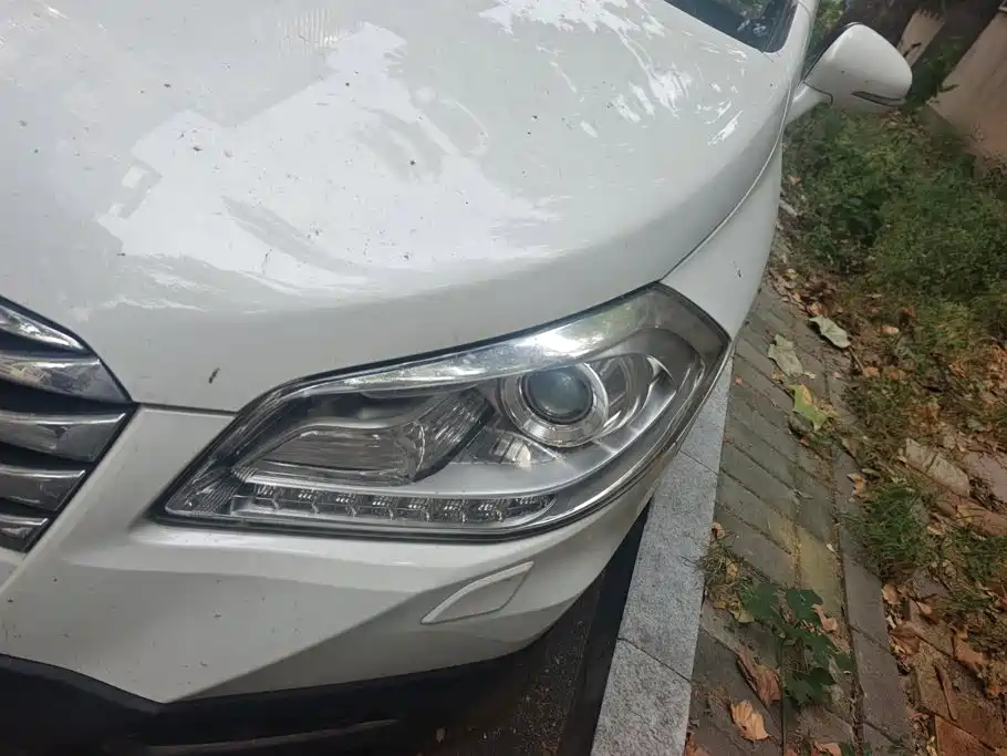Suzuki SX4 S-Cross 2016 2014 1.6L CVT 4WD Premium