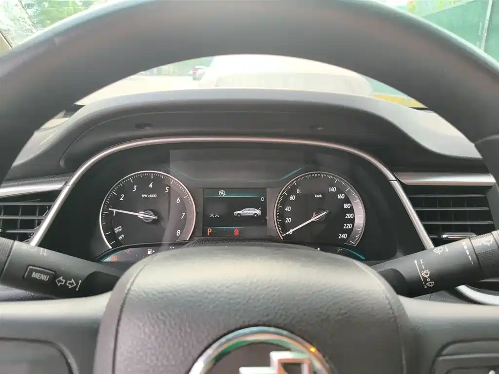 Buick Excelle 2015 15N Automatic Elite фото 4