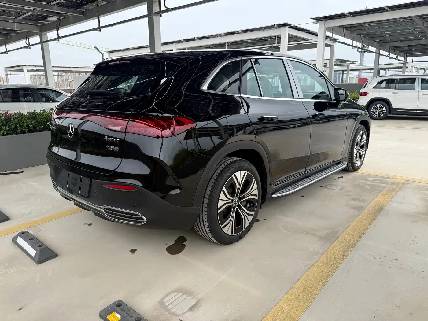 Mercedes-Benz EQE SUV 2024 500 4MATIC Pioneer Edition фото 4