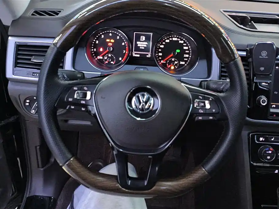 Volkswagen Teramont 2017 380TSI 4WD Luxury Edition фото 15