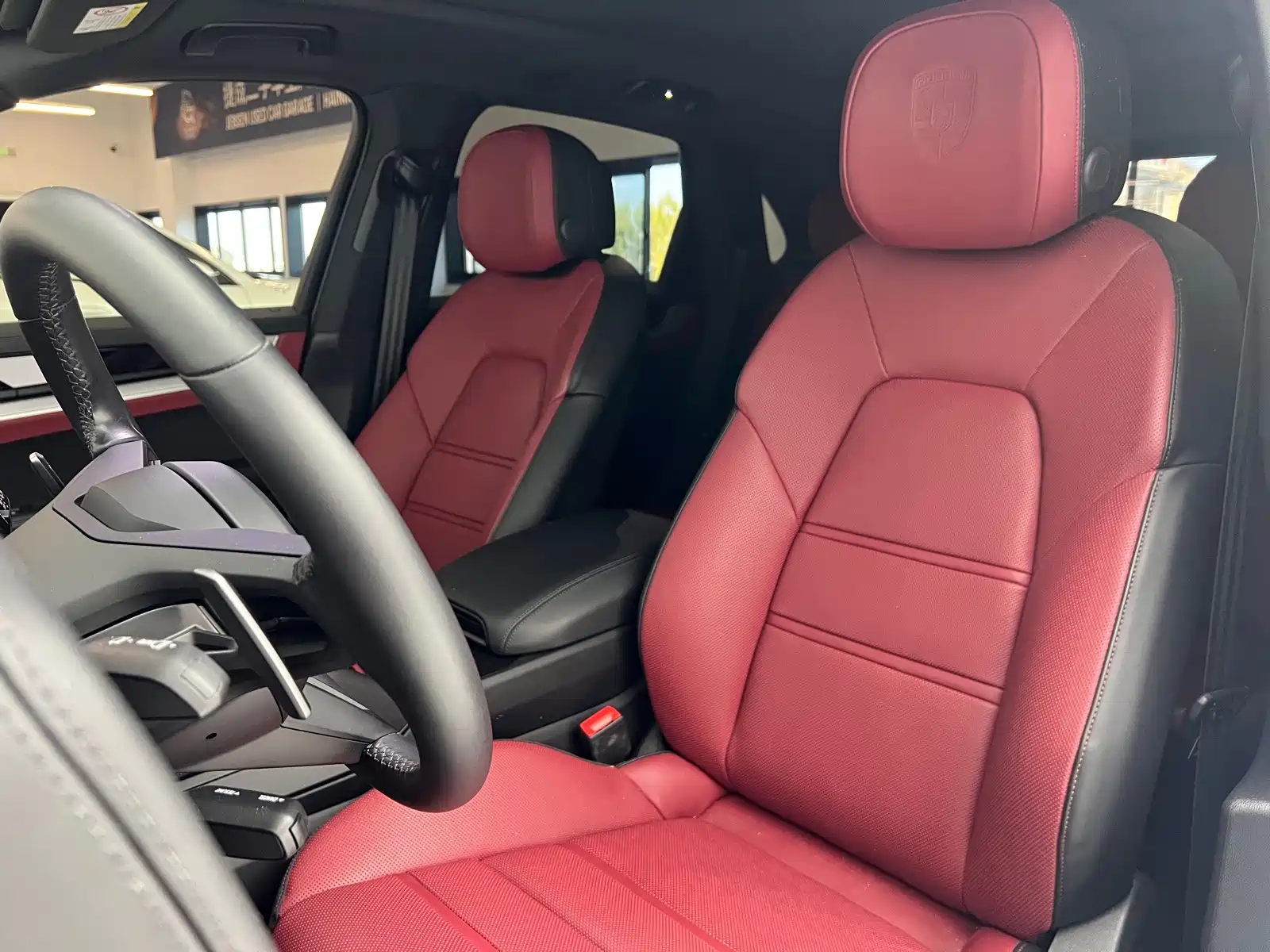 Photo 14 - Porsche Cayenne