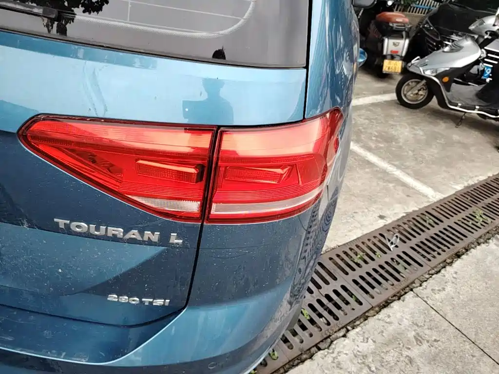 Volkswagen Touran 2016 2016 Touran L 280TSI DSG Trendline