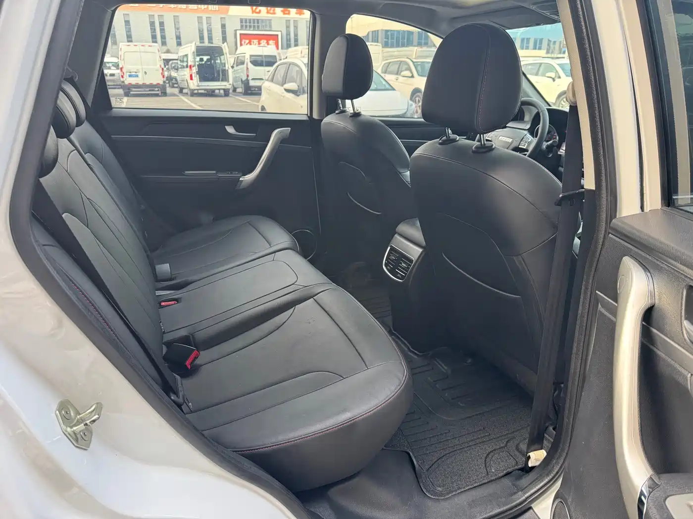 Haval M6 2019 1.5T DCT 2WD Elite Type China VI фото 13
