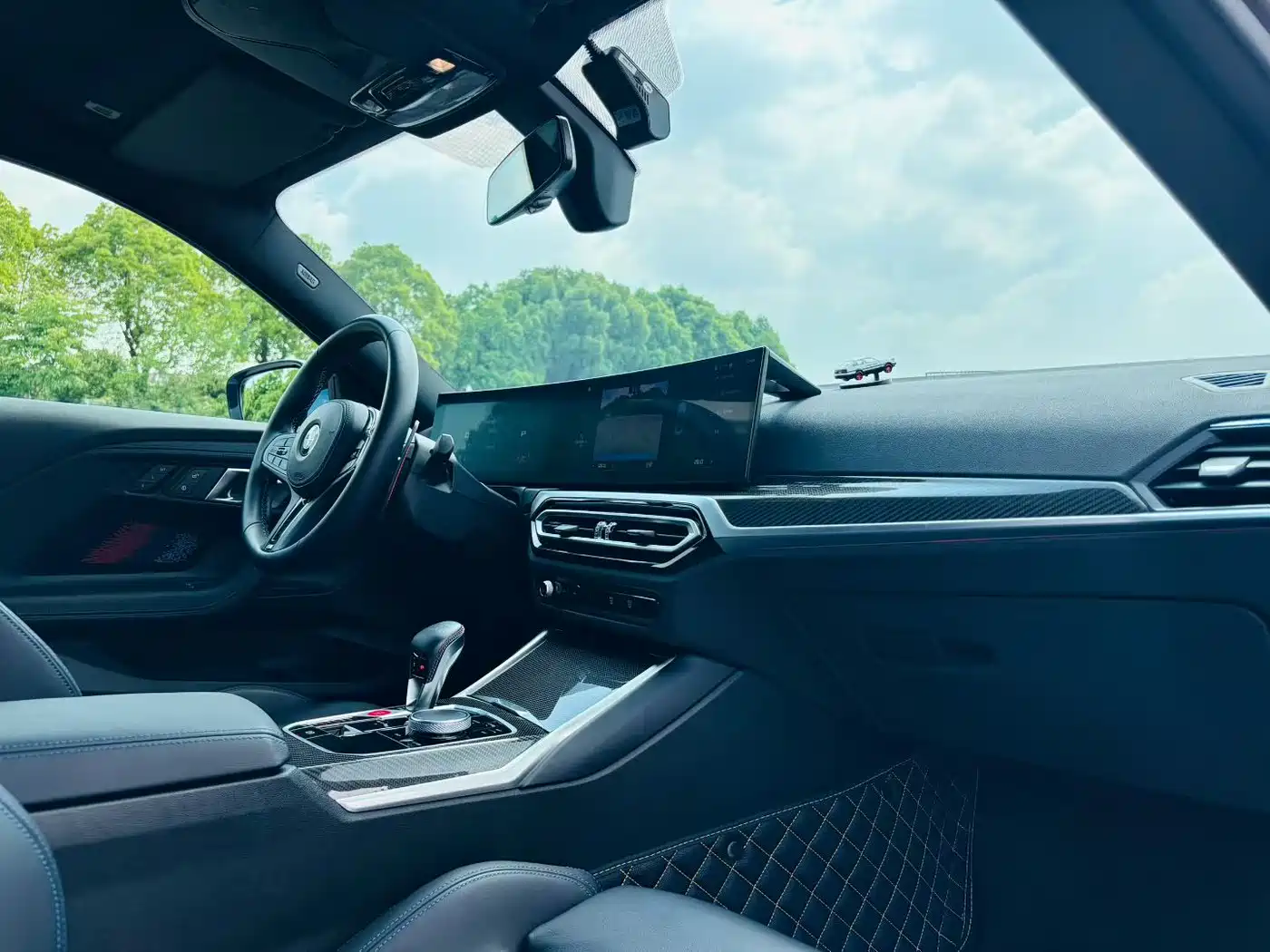 BMW M2 2024 M2 фото 7