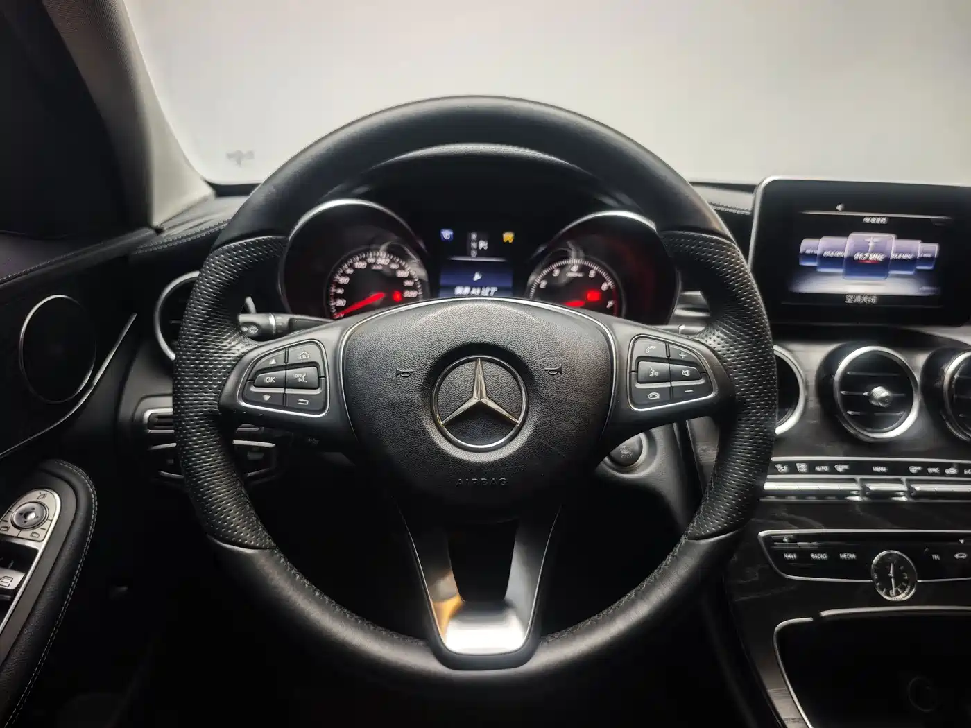 Mercedes-Benz C-Class 2016 2015 Facelift C 180 L Sport